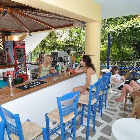 Ξενοδοχείο θαλασσιές Λιμενάρια