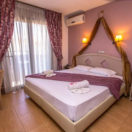 Thalassies يميناريا